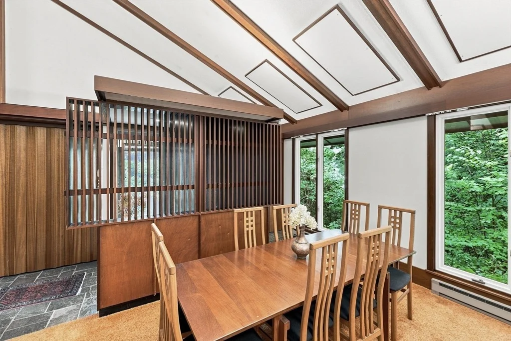 Photo of 8 Morgan Cir