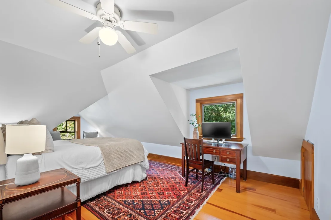 Photo of 8 Cypress Rd