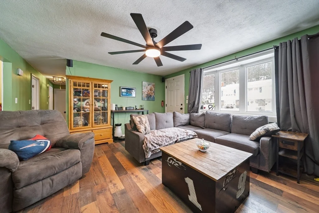 Photo of 4 Pulver Drive