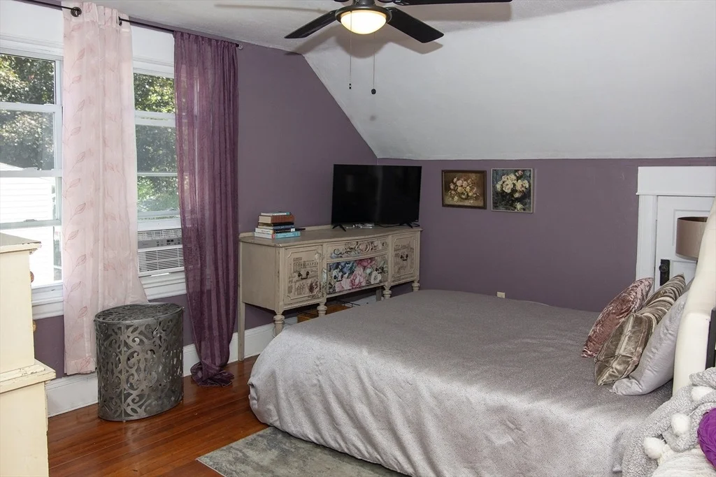 Photo of 103 Monrovia St