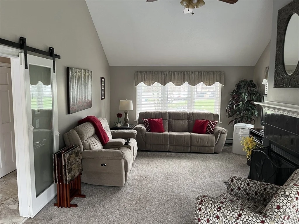 Photo of 27 Riverwood Drive