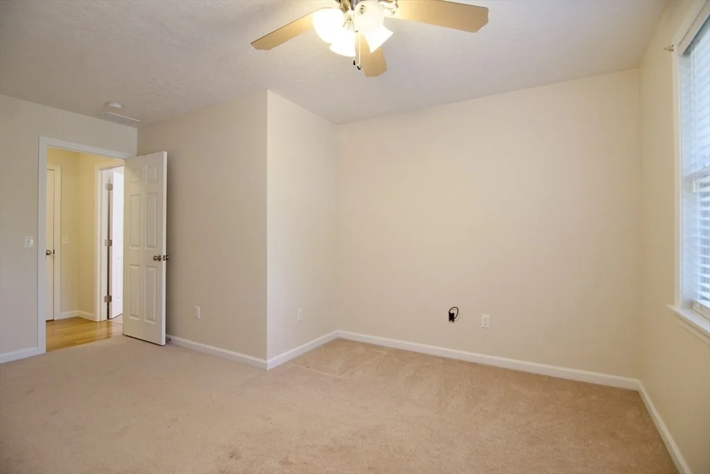 Photo of 114 Barrington Dr
