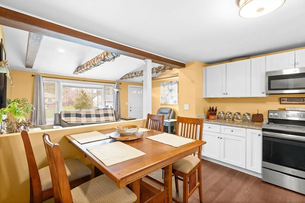 Photo of 201 Caroline Dr