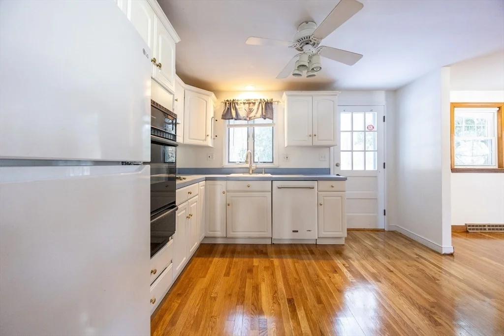 Photo of 47 Trowbridge Cir