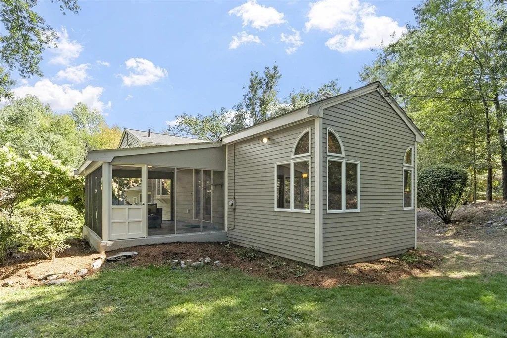 Photo of 6 Black Horse Dr