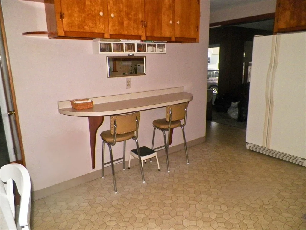 Photo of 7 Maple Ln