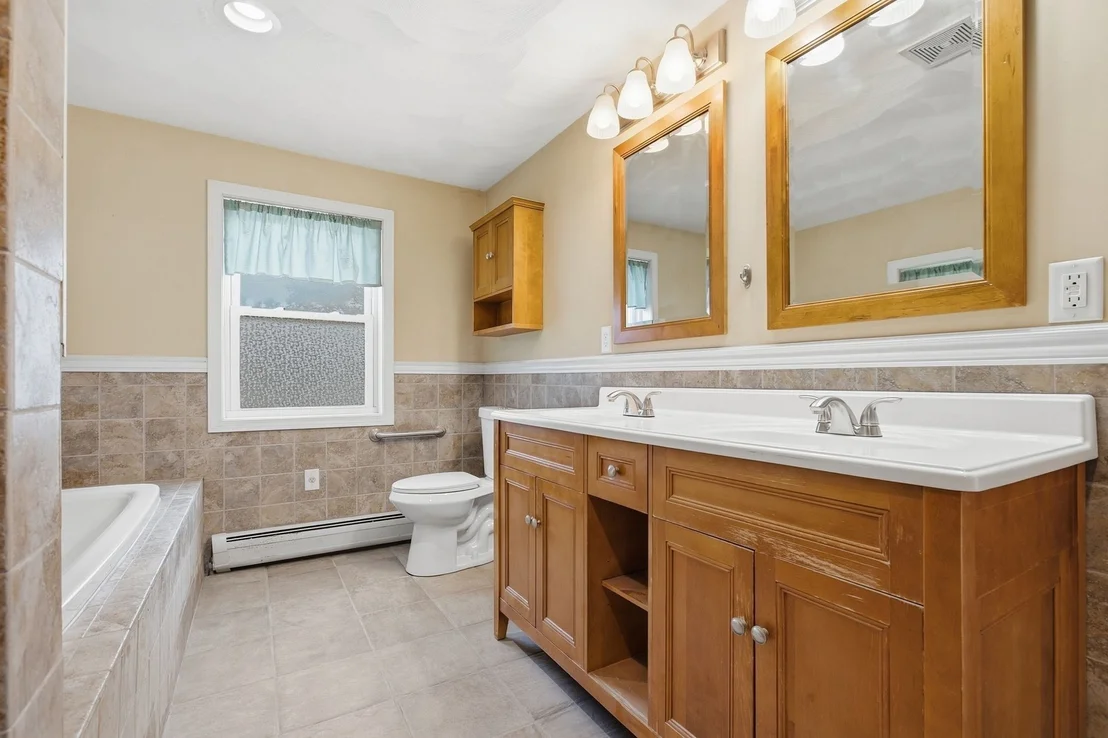 Photo of 222 Cambridge Road