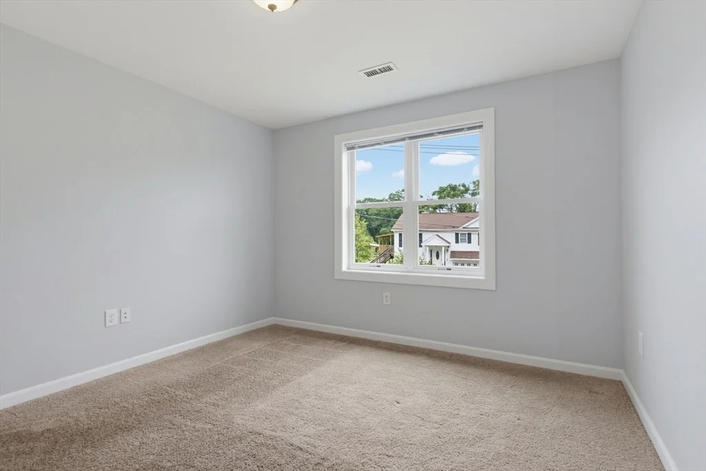 Photo of 70 Swan Ave