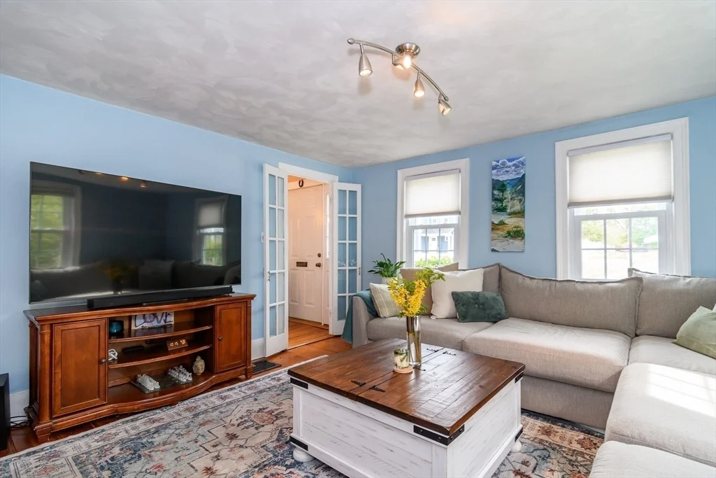 Photo of 288 Bacon St