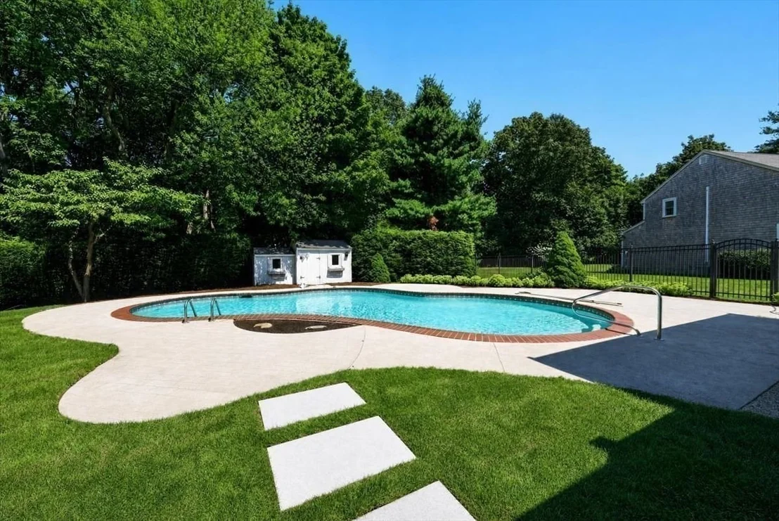 Photo of 3 Hollyhock Ln.