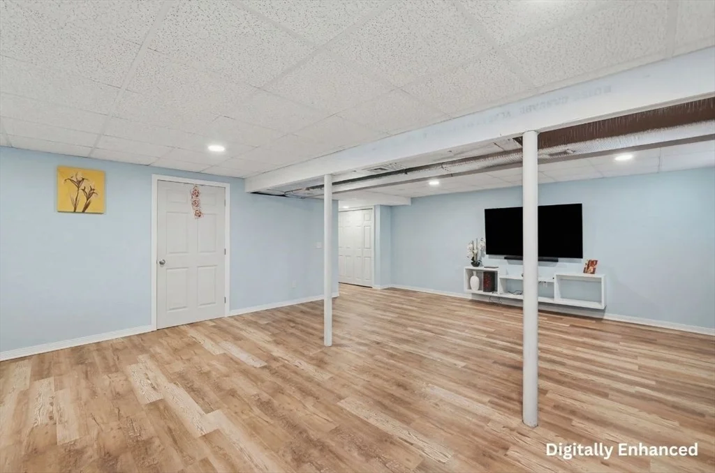 Photo of 414 Bay Street