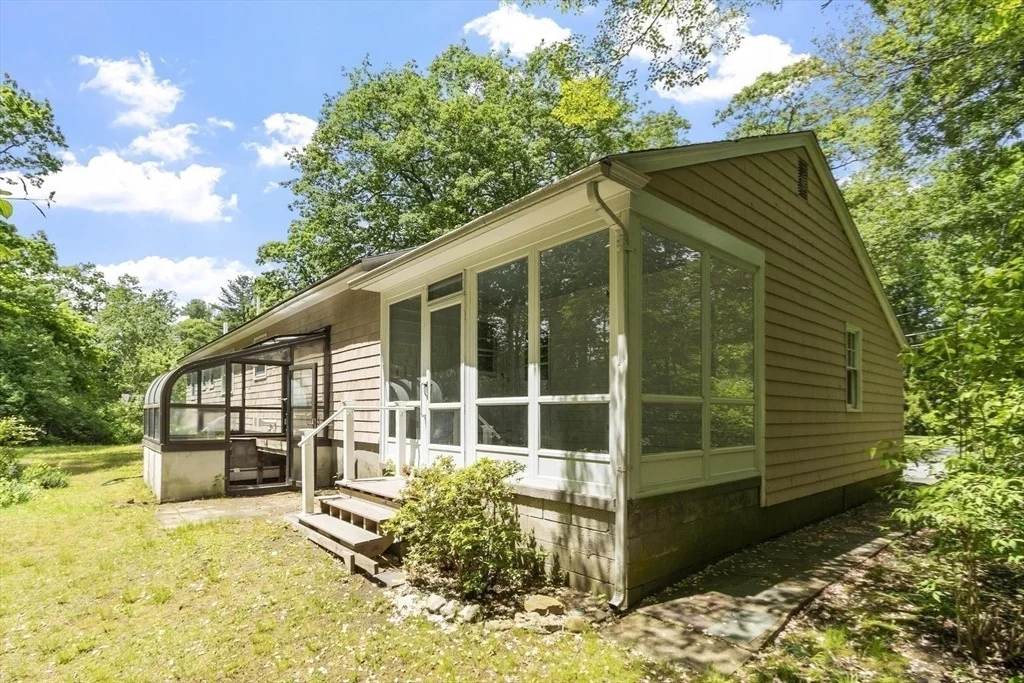 Photo of 12 Abbott Lane