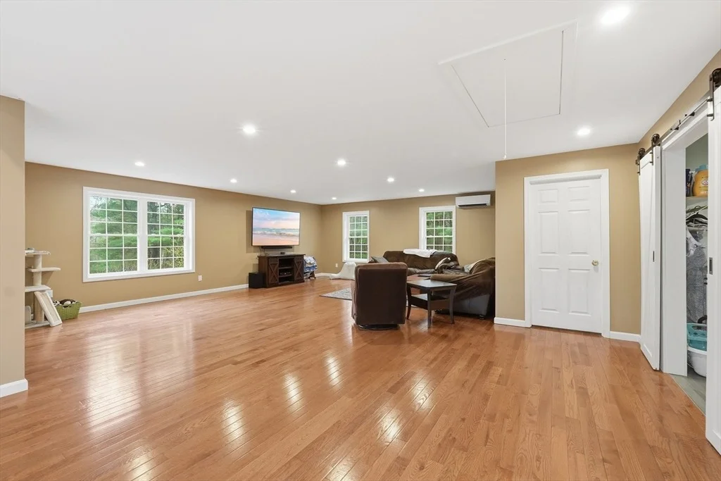 Photo of 161 Rice Corner Rd