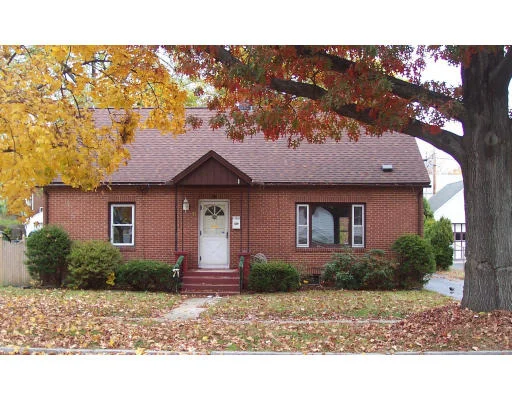 Photo of 35 Mayfair Ave