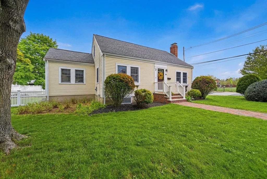 Photo of 28 Myopia Rd