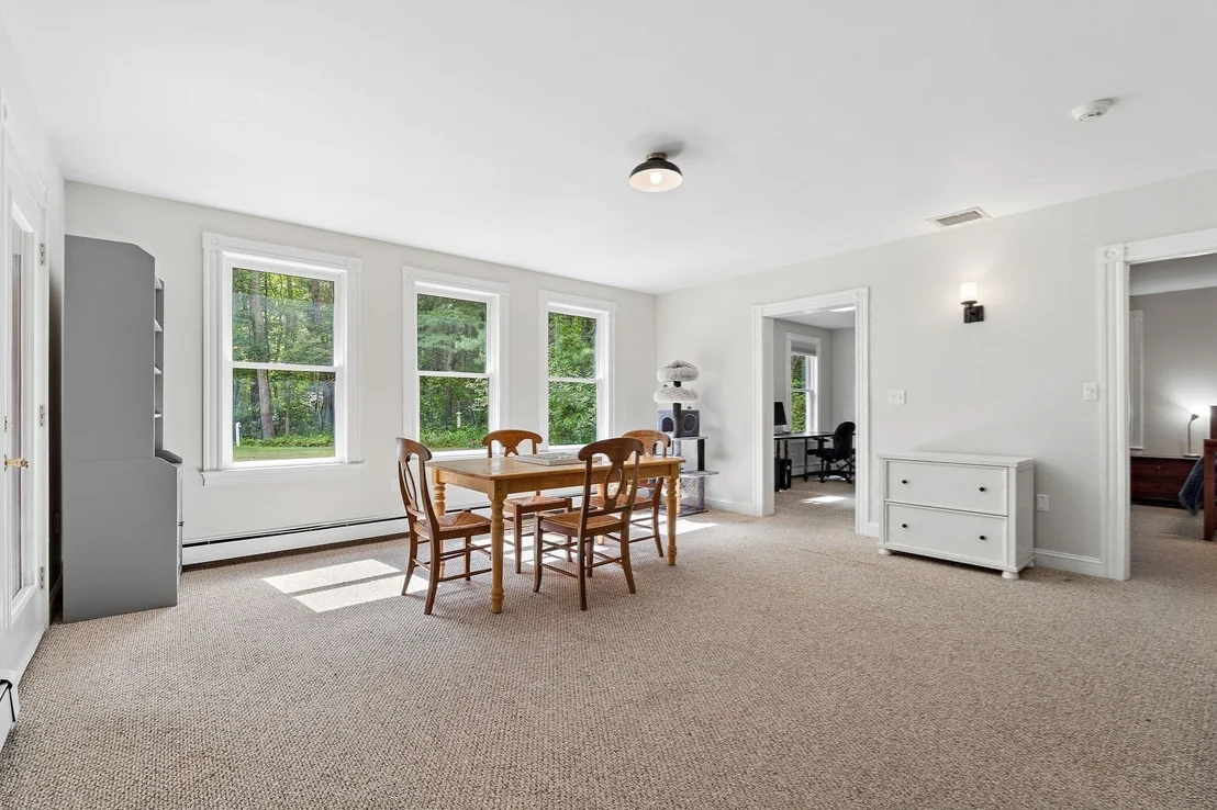 Photo of 160 Range Road