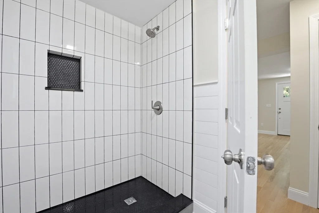 Photo of 3 Jonathan Ln