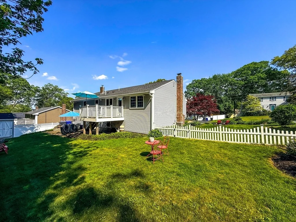 Photo of 17 Robin Rd