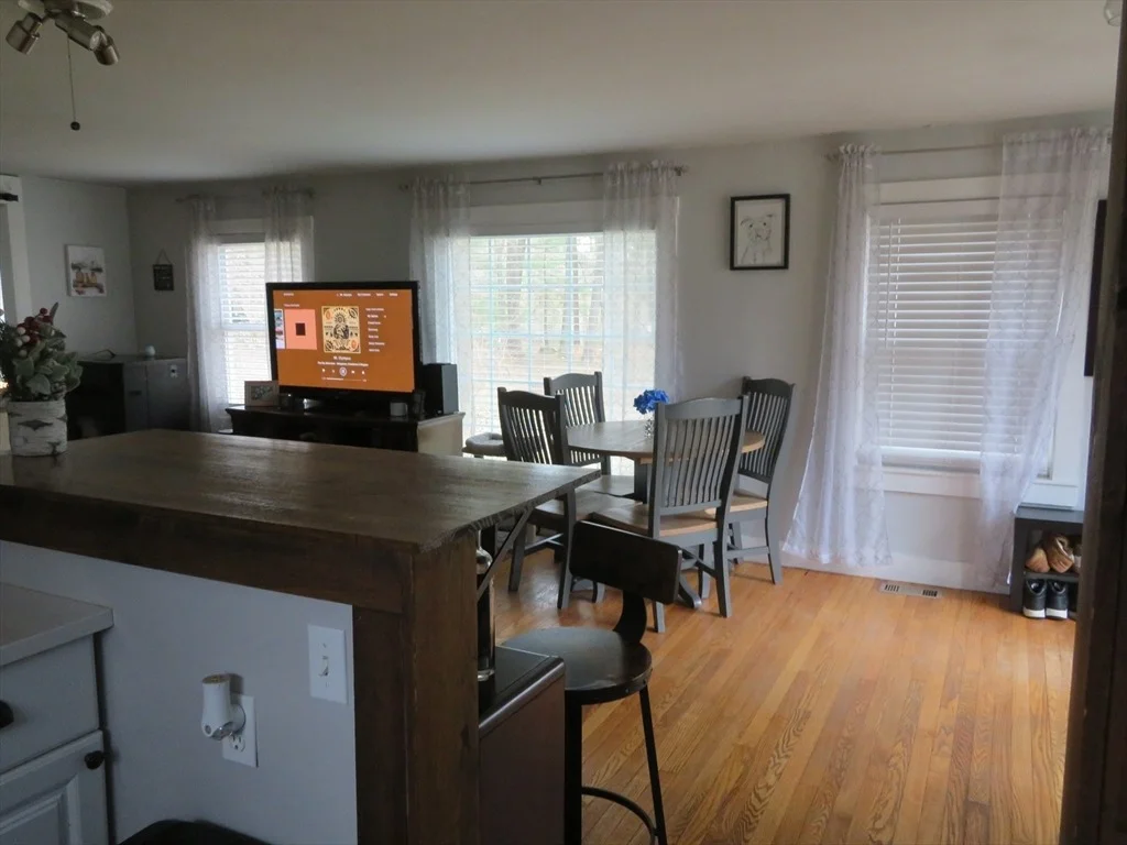 Photo of 34R Pine