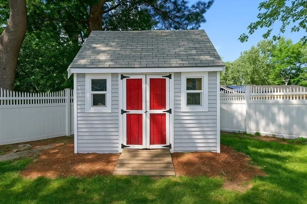 Photo of 6 Merlin St