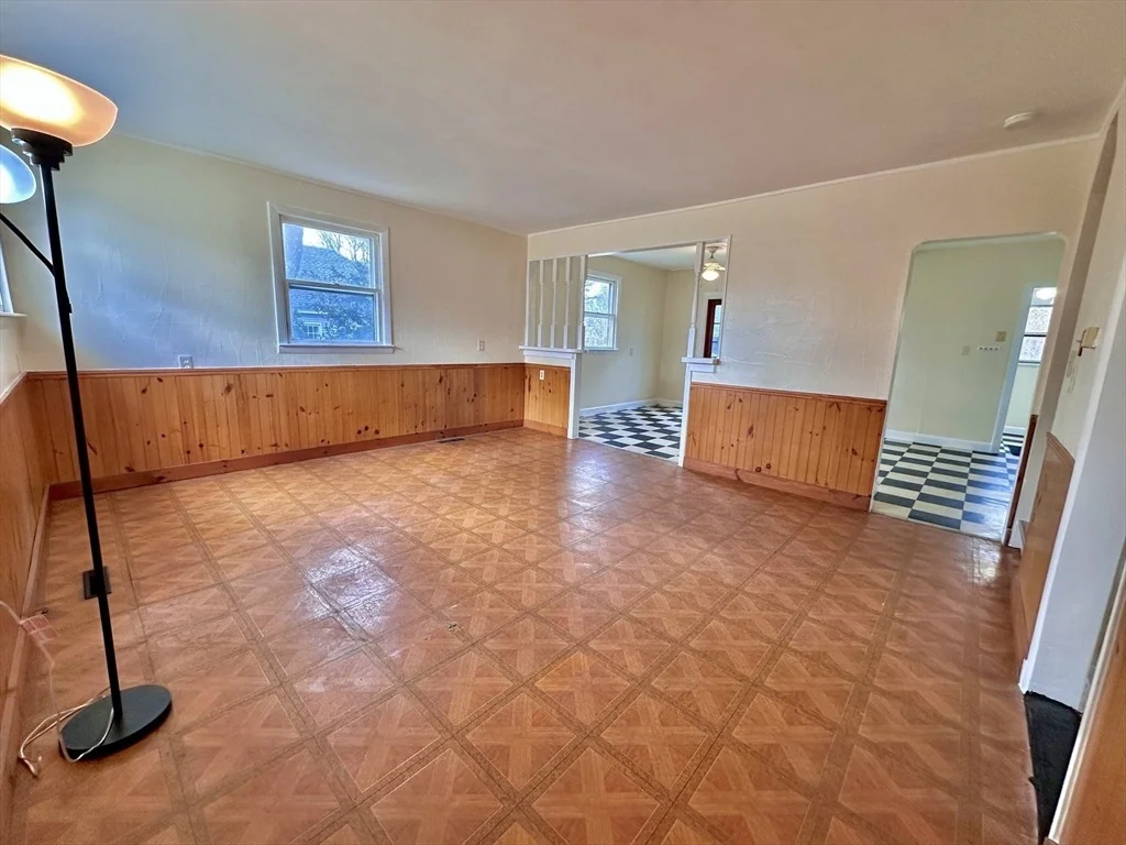 Photo of 40 Sandwich Rd