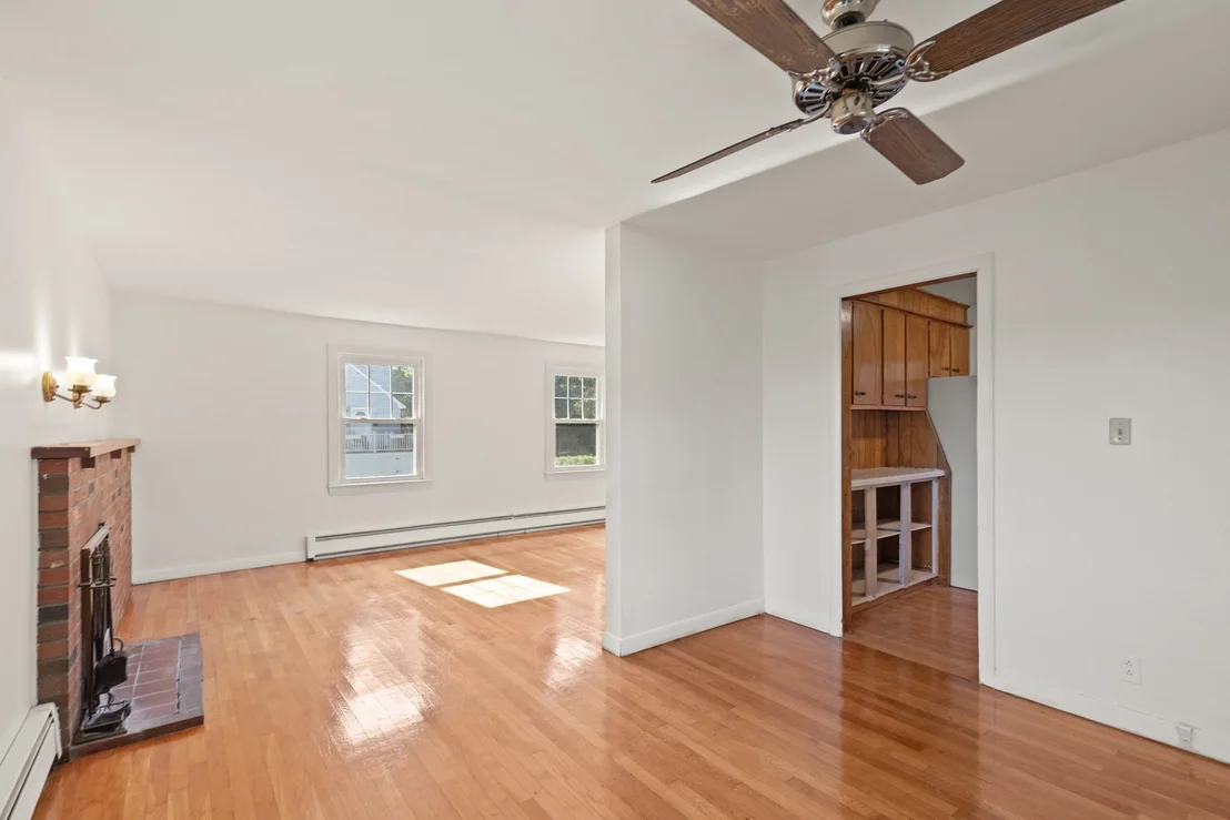 Photo of 21 Goldsmith Ave