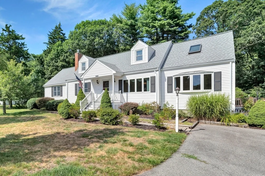 Photo of 443A North Road
