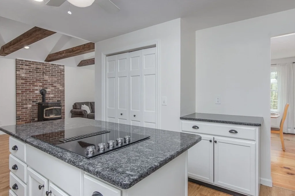 Photo of 118 Lawrence St