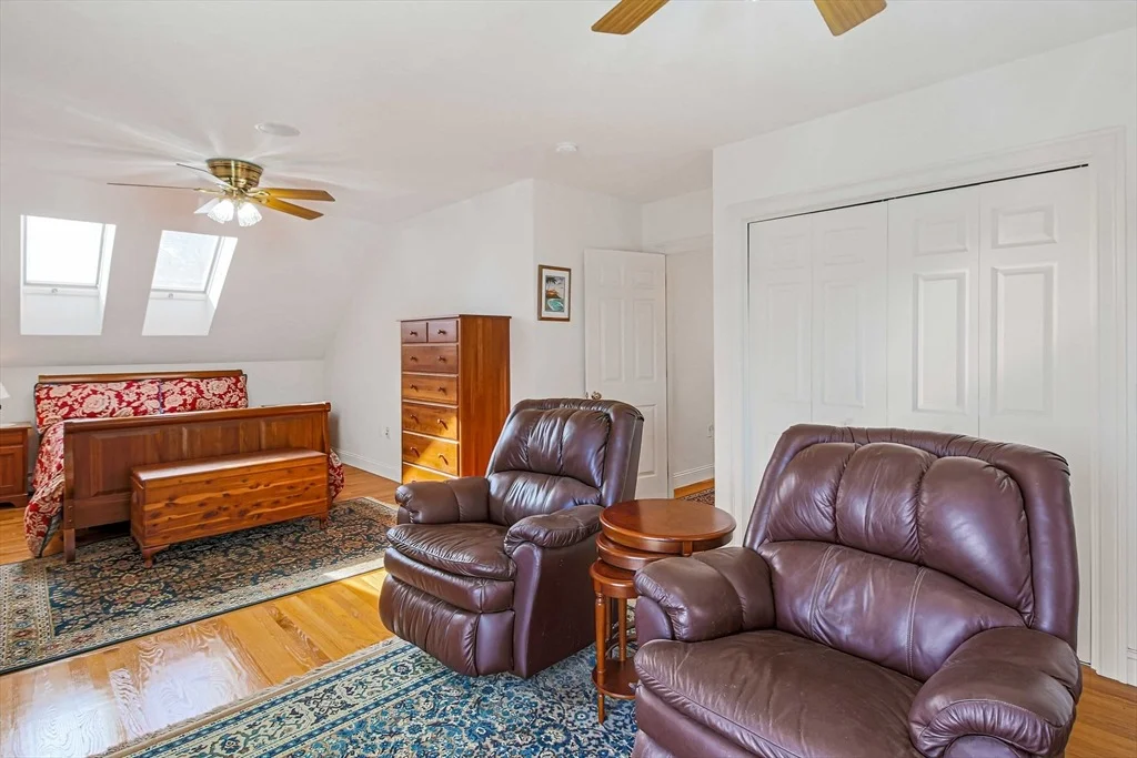 Photo of 26 Cedar Lake Dr