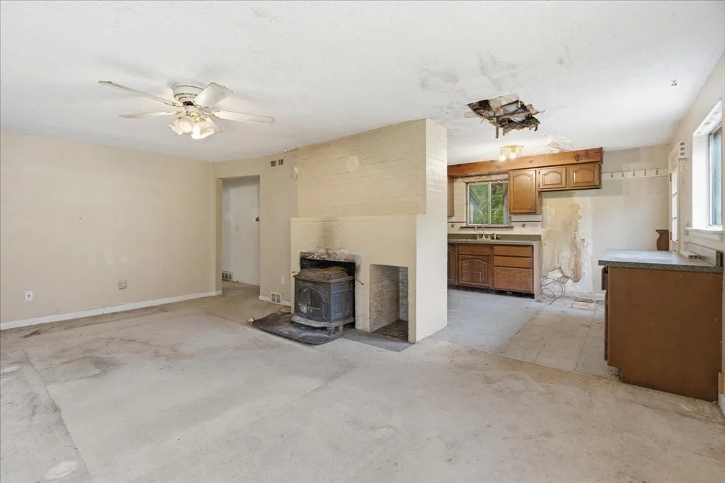Photo of 40 Maple St