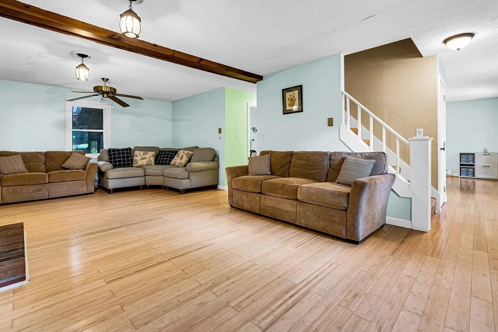 Photo of 102 Lower Gore Rd