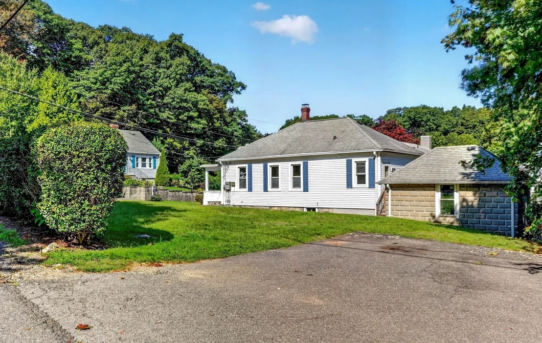 Photo of 83 Beacon Street