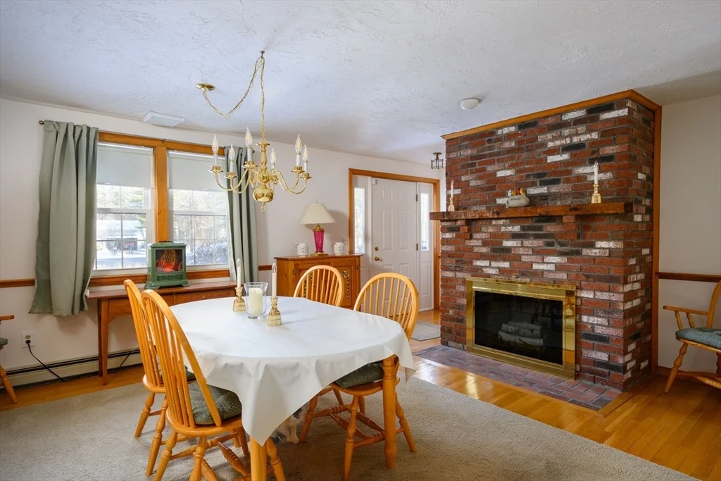 Photo of 179 Meadowbrook Rd