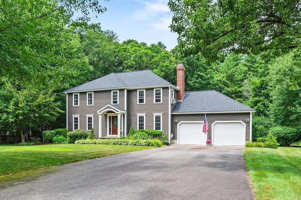 Photo of 6 Echo Hills Dr