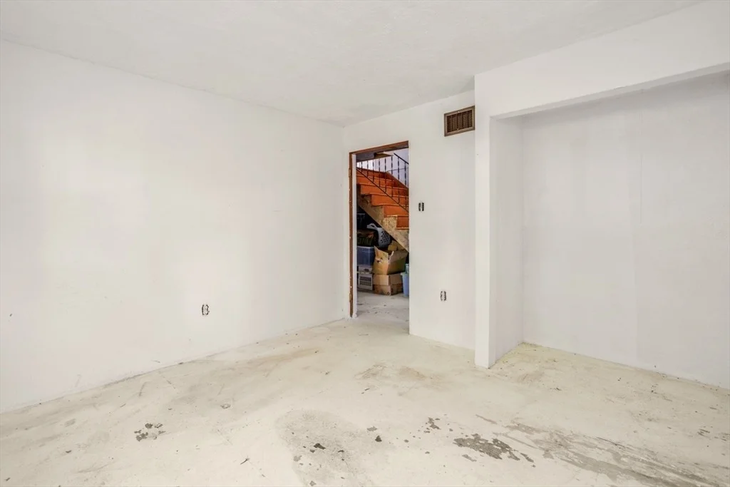 Photo of 25 Martin Rd