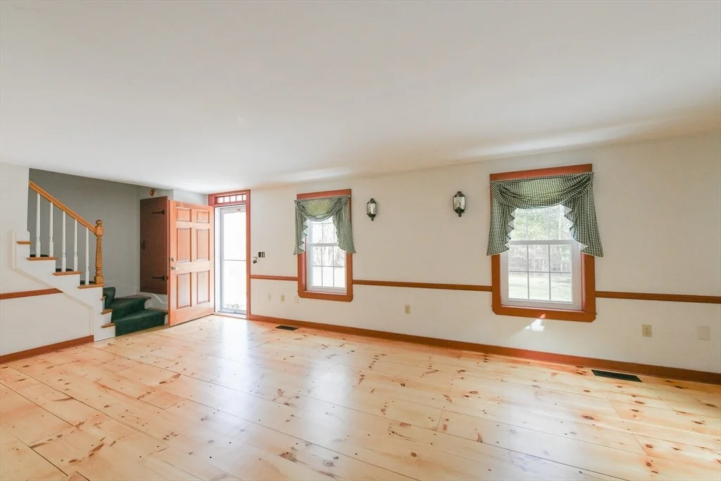 Photo of 10 Briggs Lane
