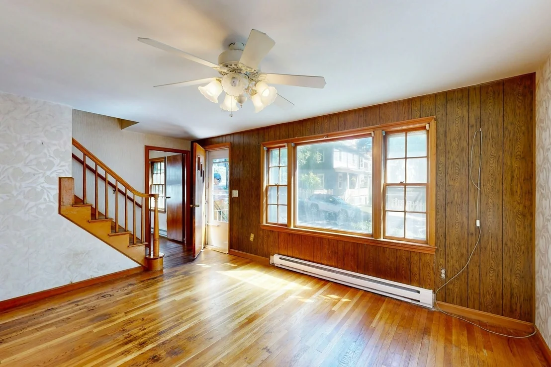 Photo of 20 Harvard St.