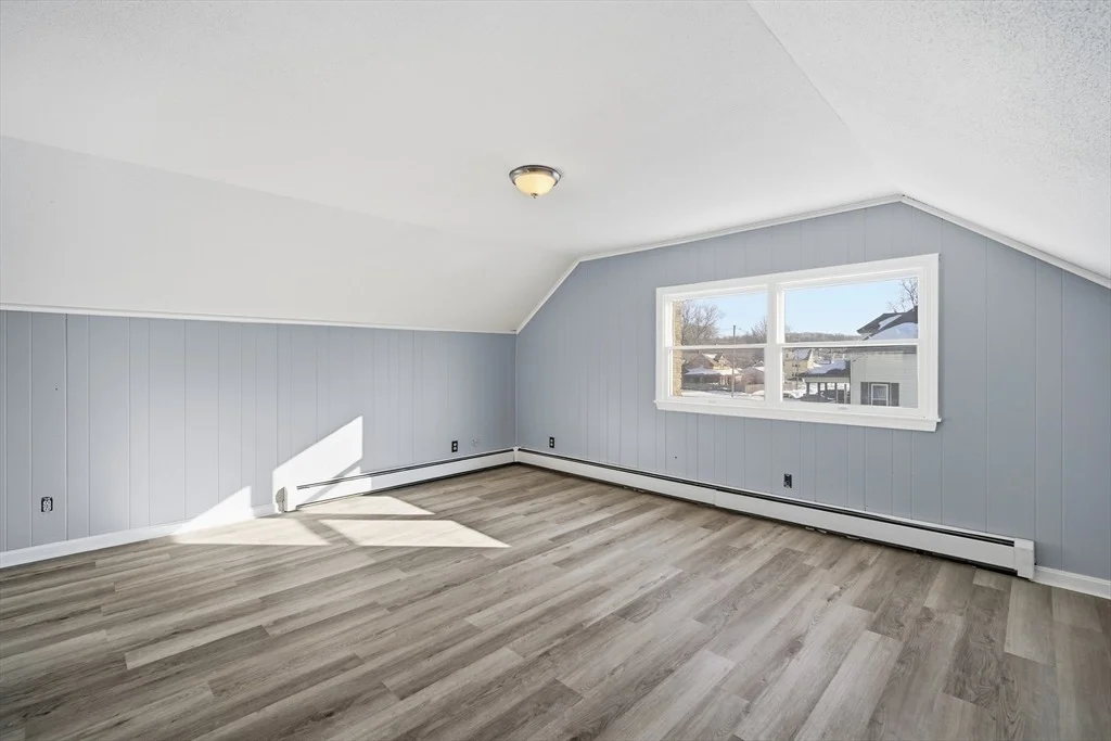 Photo of 87 Clarendon Ave