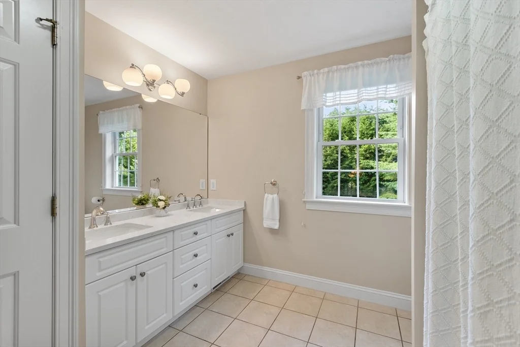 Photo of 8 Trailside Way
