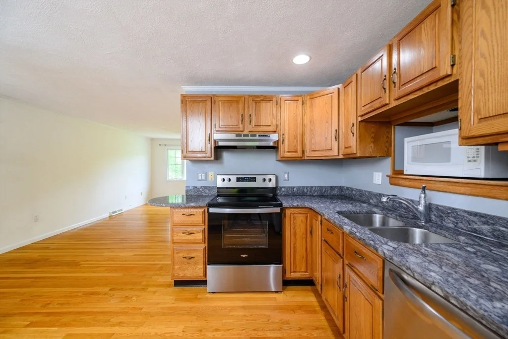 Photo of 90 Holly Rd