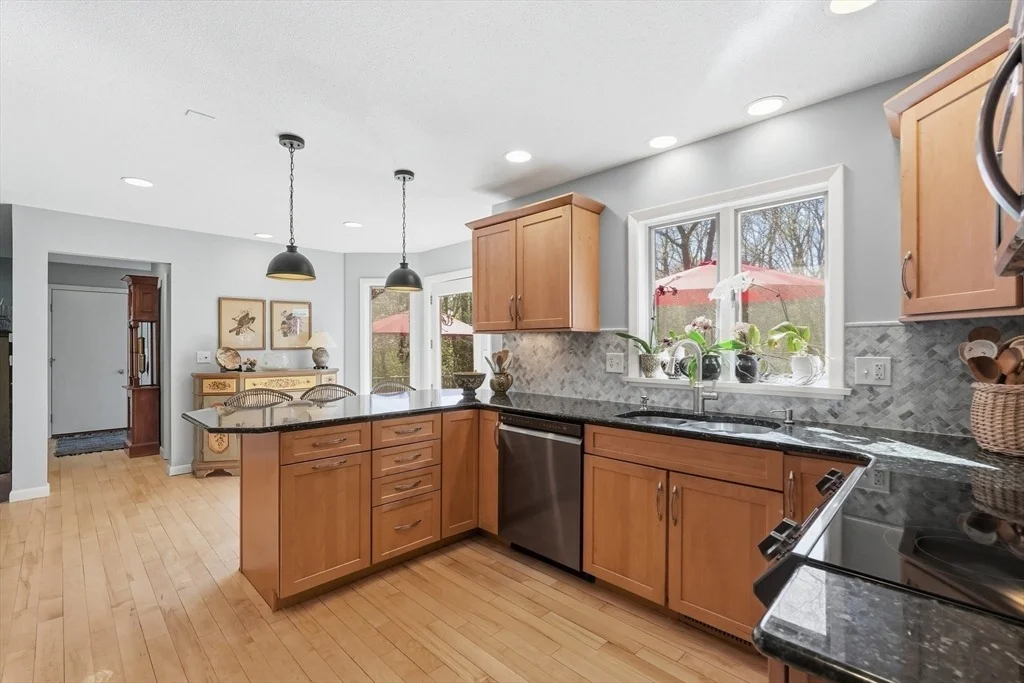 Photo of 28 Trillium Way