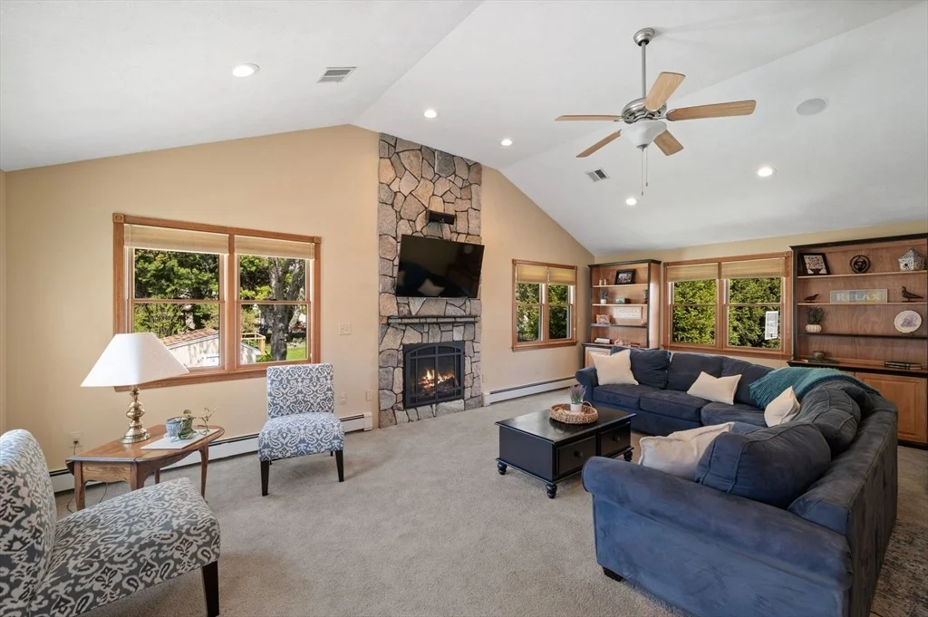 Photo of 31 Rustic Ln