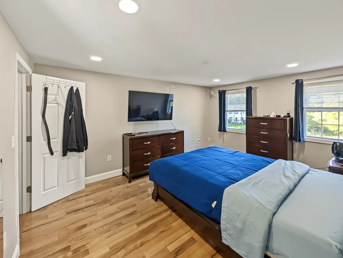 Photo of 34 Conservation Dr