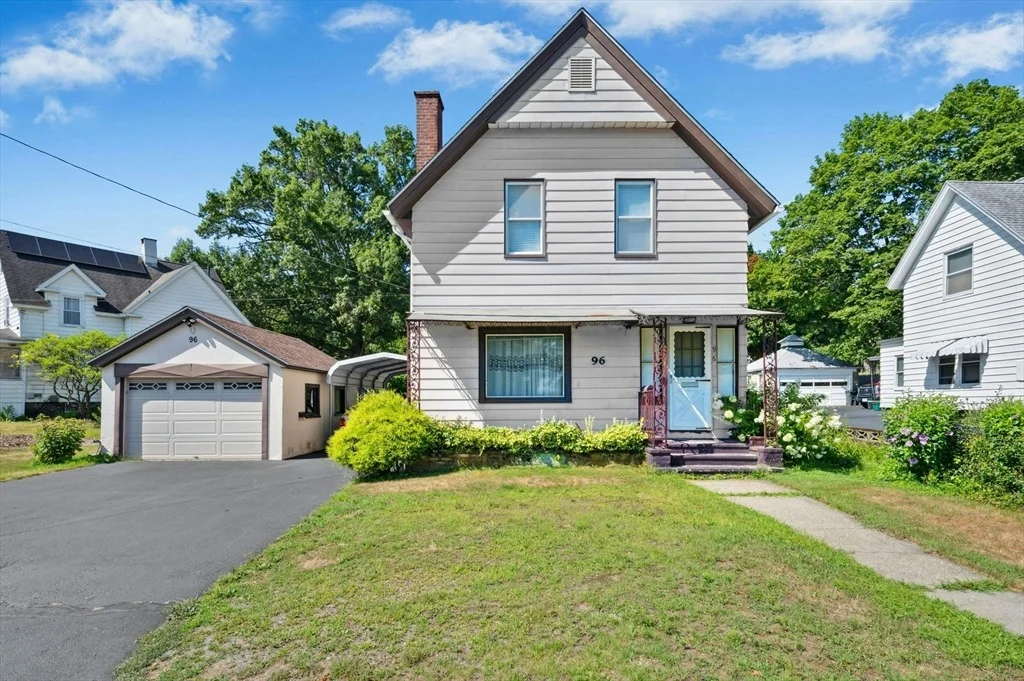 Photo of 96 Lake Ave