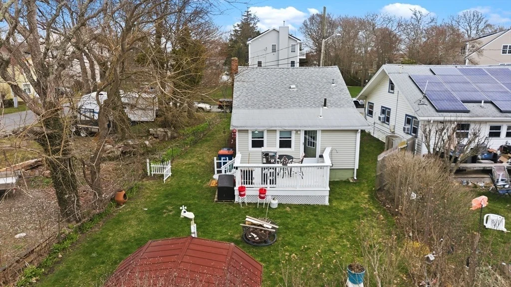 Photo of 52 Point St