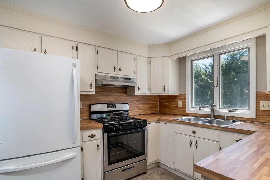 Photo of 184 Cambridge Cir