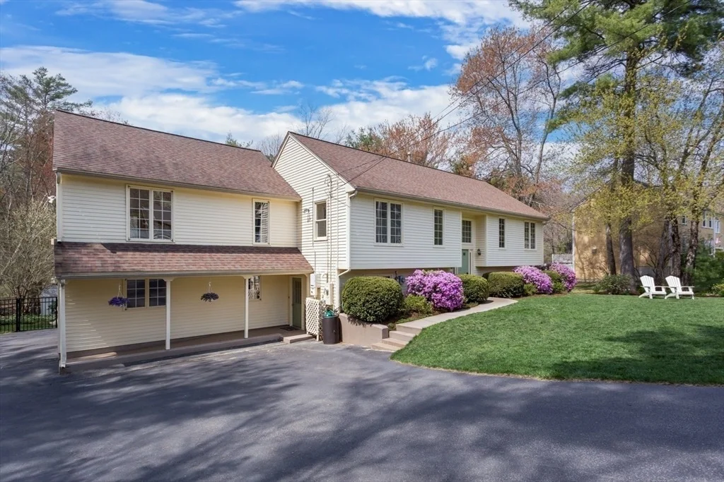 Photo of 74 Oxford Drive