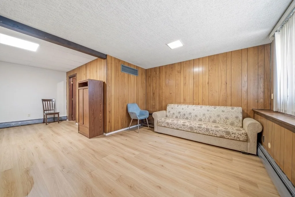 Photo of 410 Plain St