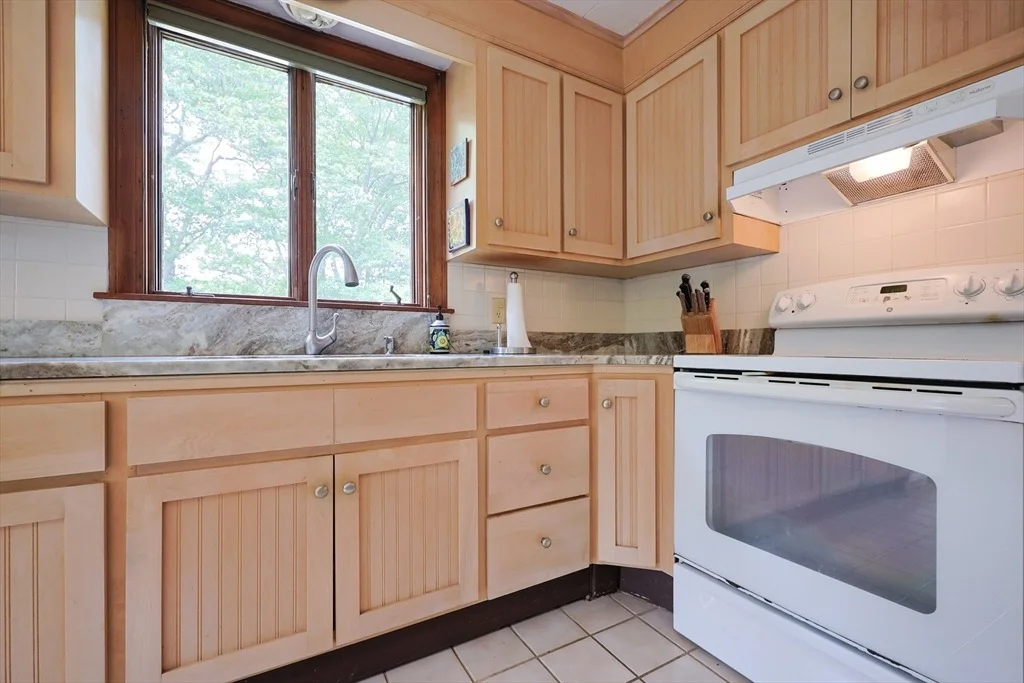 Photo of 16 Birch Ln