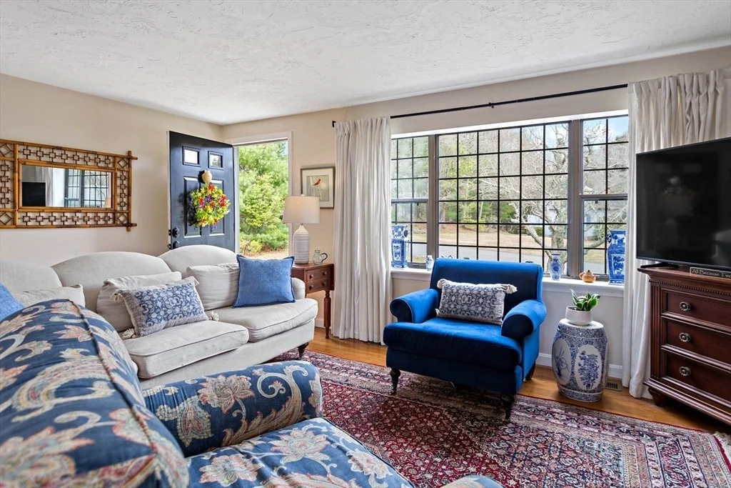 Photo of 7 Bonnie Briar Rd